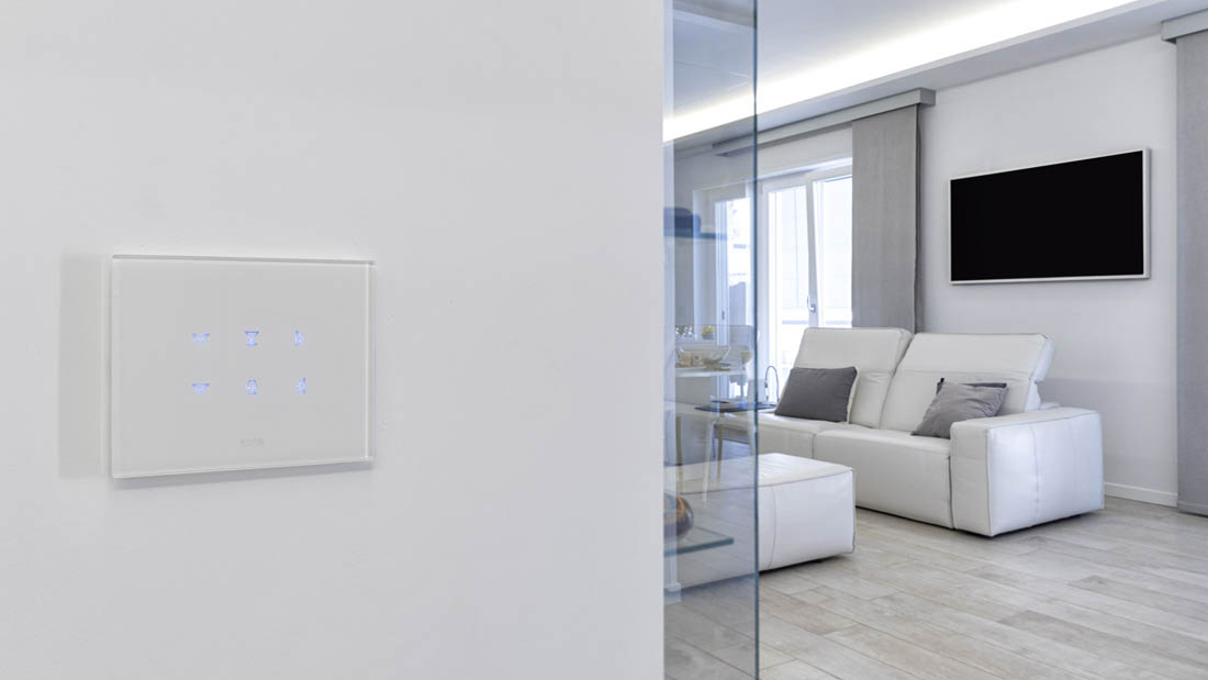 A smart apartment with AVE home automation and touch technology